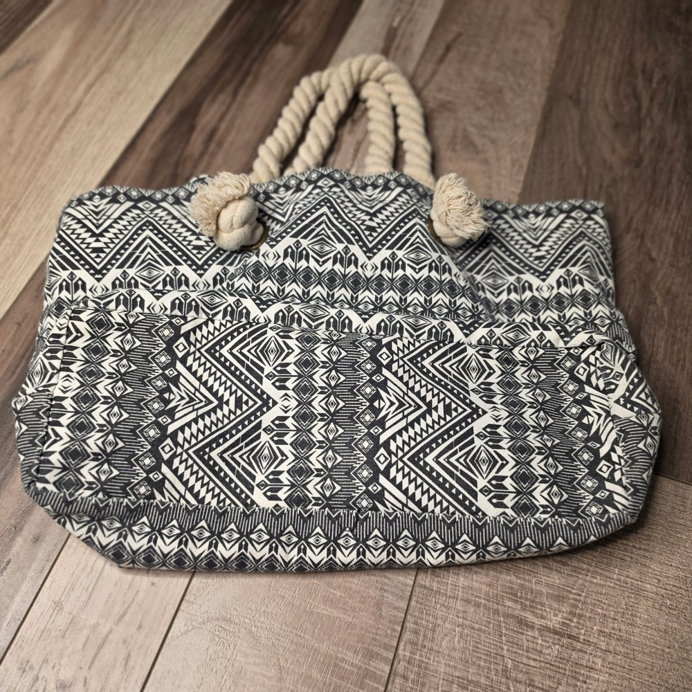 Steve Madden Tribal Geometric Tote Bag Black White Chevron Rope Handle Bag - Picture 8 of 8